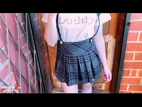 ❤️ Skolepige sutter sin pik dybt og knepper i stedet for klasser. ️❌ Porn video at da.xxxomg.ru ☑