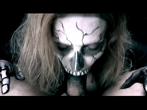 ❤️ Dæmonisk pige suger pik med sin sorte mund og sluger sperm. ️❌ Porn video at da.xxxomg.ru ☑